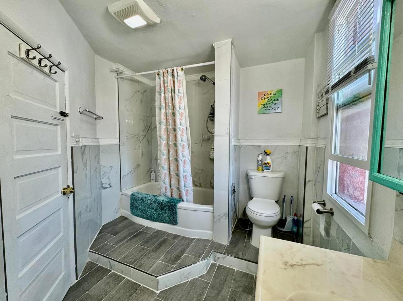 Private Room With Two Twin Beds Air Conditioning And Shared Bathrooms Located Near Seatac Airport And Downtown Seattle Dış mekan fotoğraf